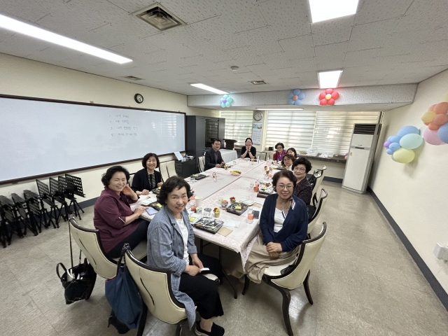 TEE화요반 공부 후 식사와 교제모임을 가졌습니다